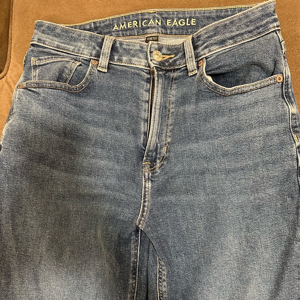 American Eagle Mom Jeans